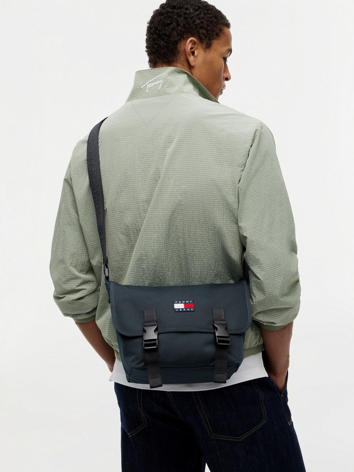 Essential Logo Crossbody Messenger Bag — Blue