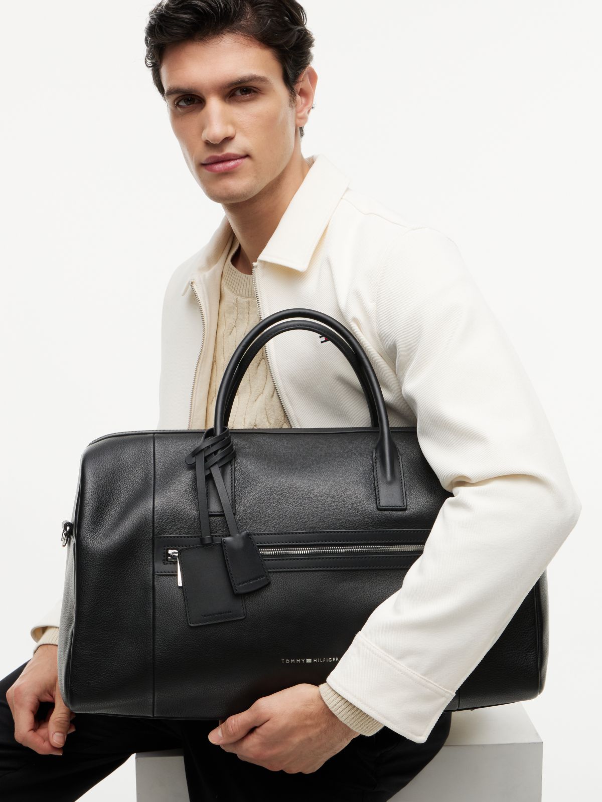 TH Business Premium Leather Duffel Bag — Black