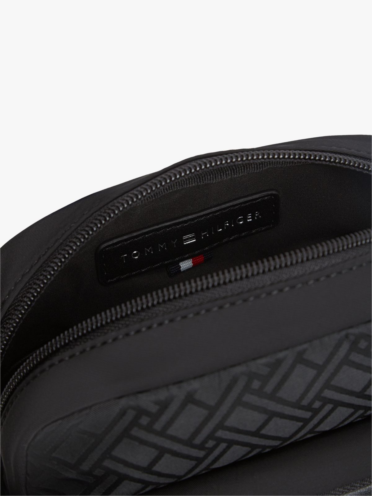 Flag Jacquard Crossbody Reporter Bag — Black