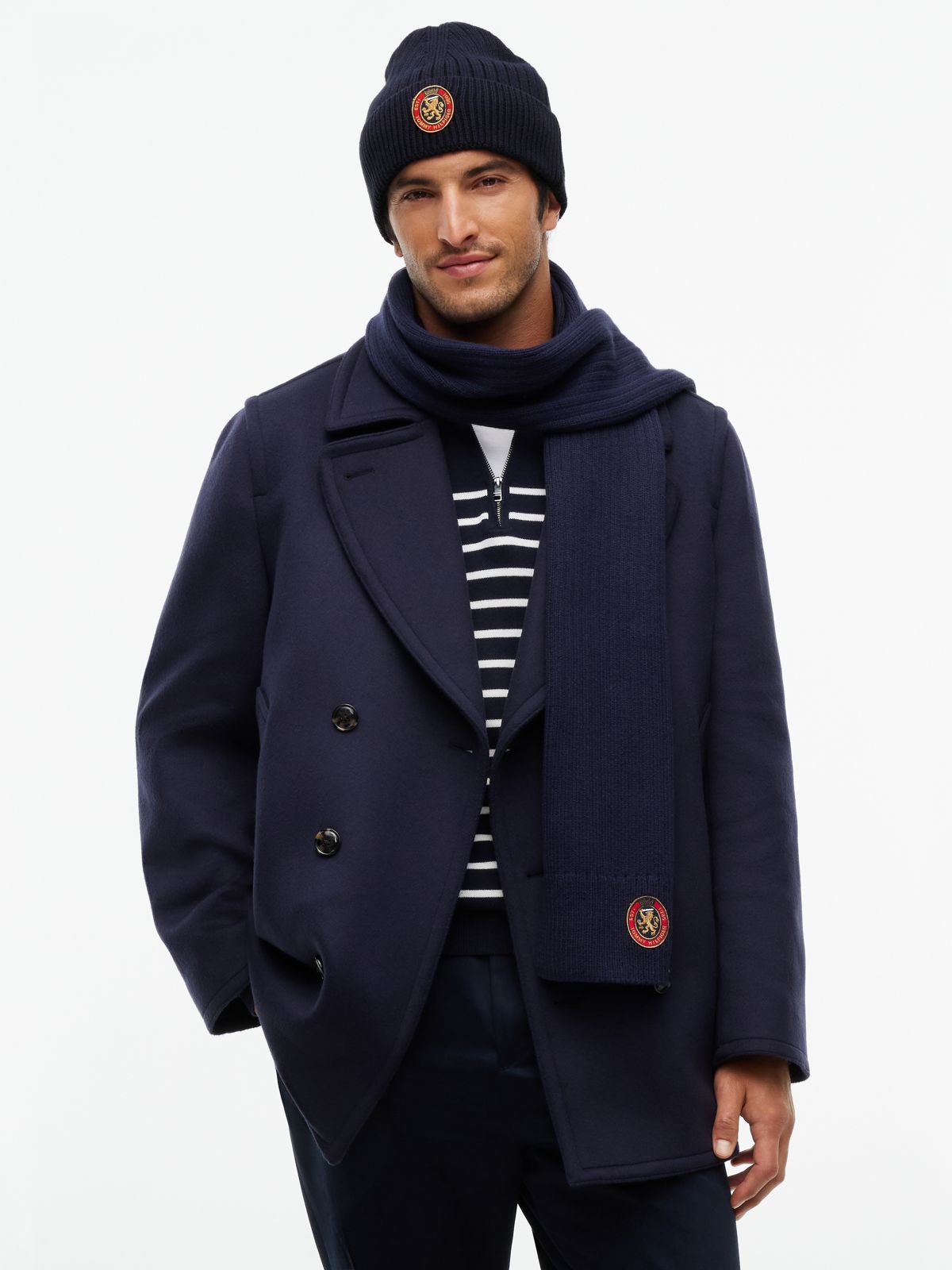 Crest Scarf And Beanie Gift Box With Wool — Blue