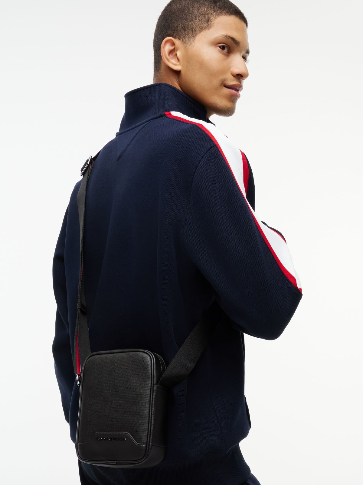 Textured Global Stripe Crossbody Reporter Bag — Black