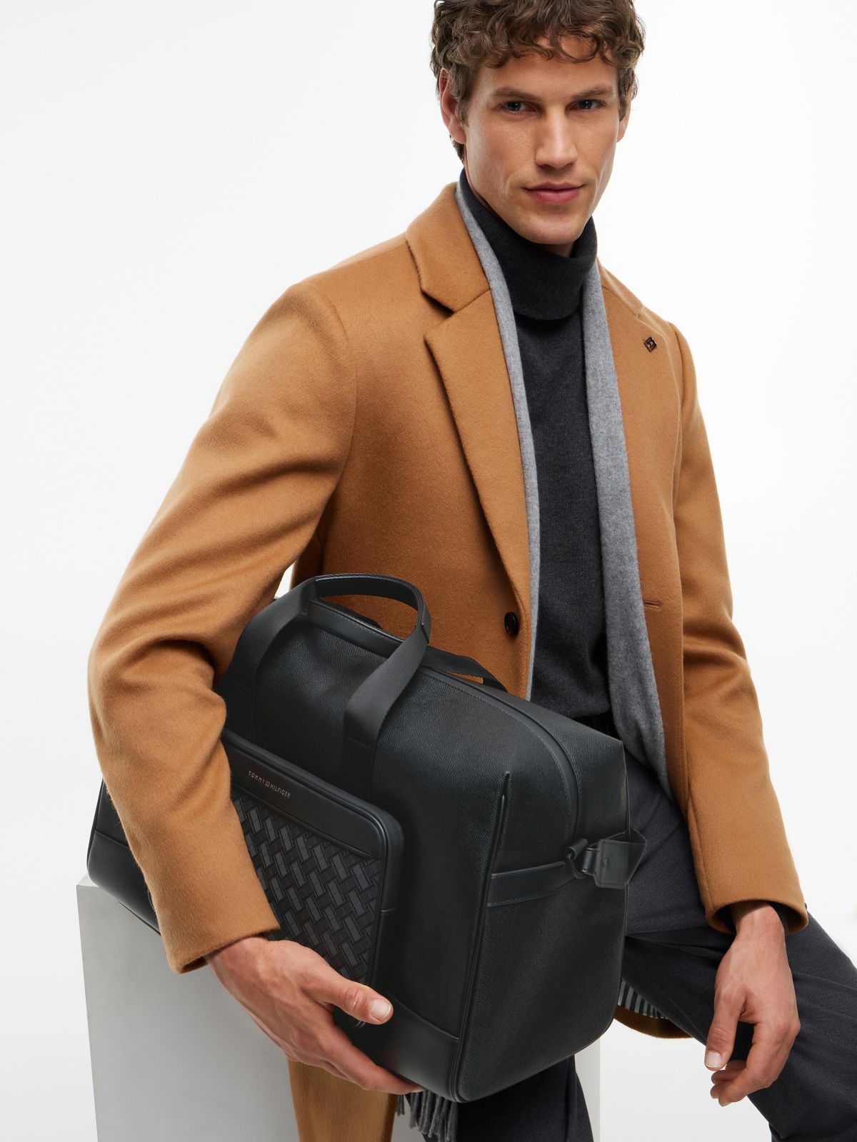 Modern Textured Flag Duffel Bag — Black