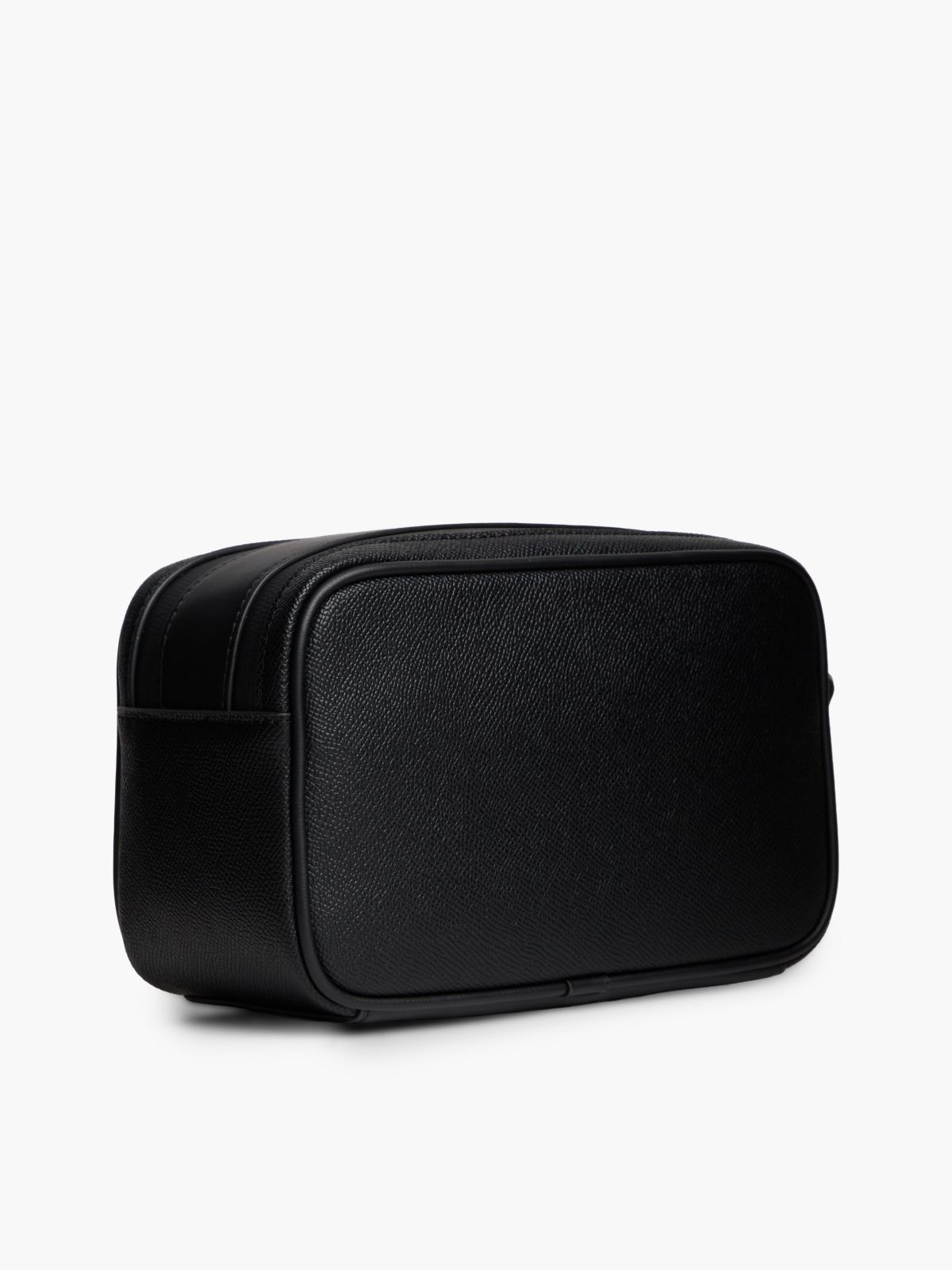 Modern Textured Flag Washbag — Black
