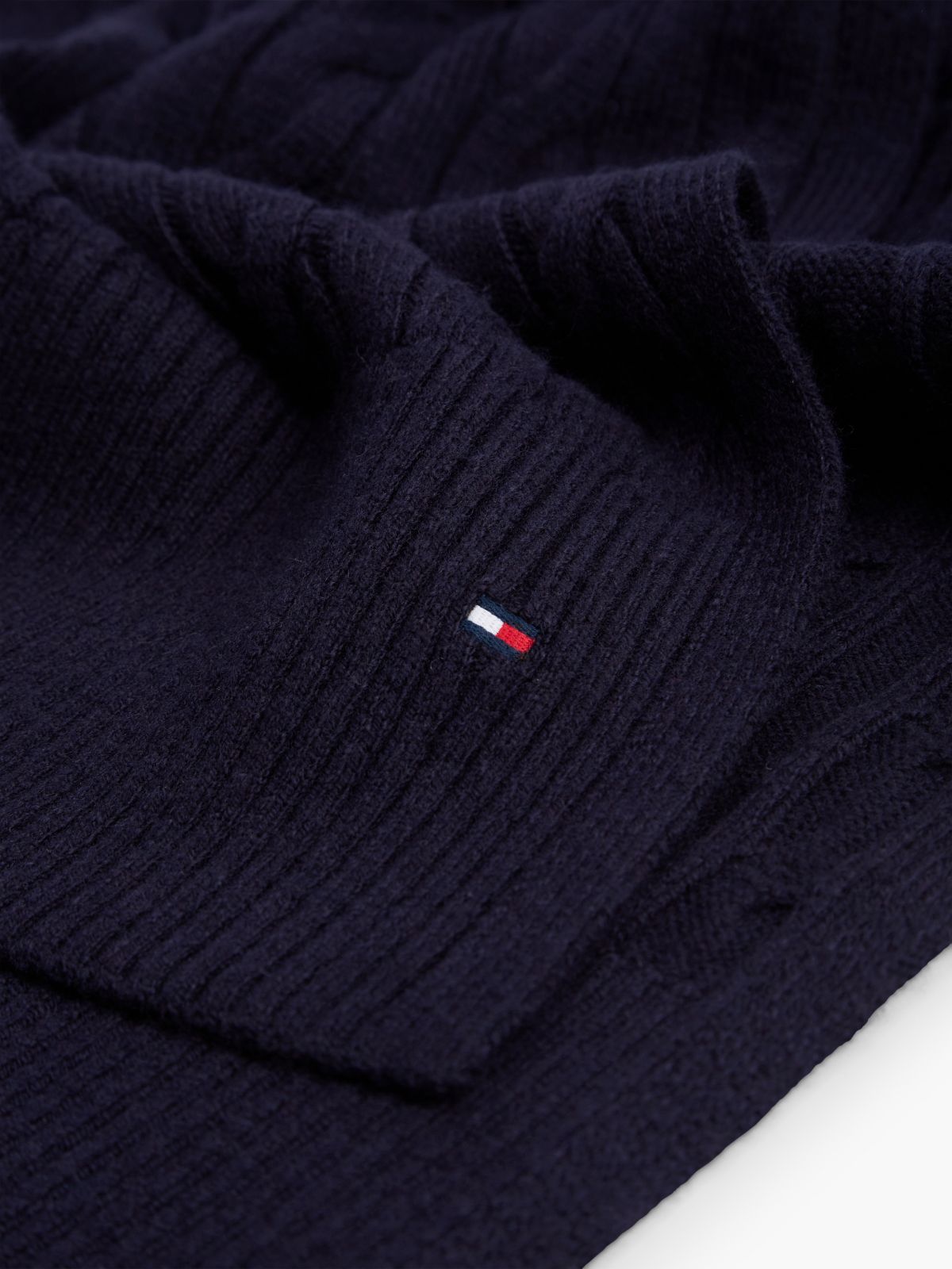 Lambswool Blend Cable Knit Scarf — Blue