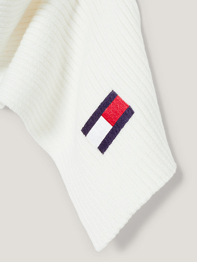 bufanda essential de niños grande con logo white de kids unisex tommy hilfiger