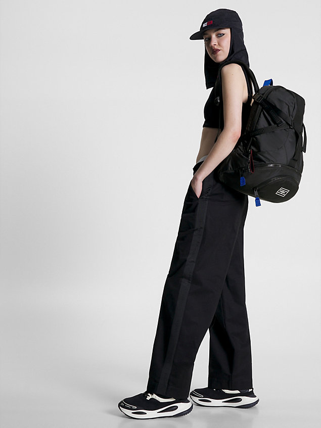black plecak archive z poliestru z recyklingu dla unisex - tommy jeans