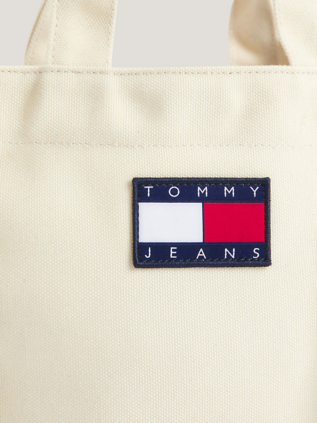 beige badge canvas small shopper bag for unisex tommy jeans