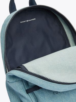 sac à dos essential en denim à logo bleu pour enfants genre inclusif tommy hilfiger