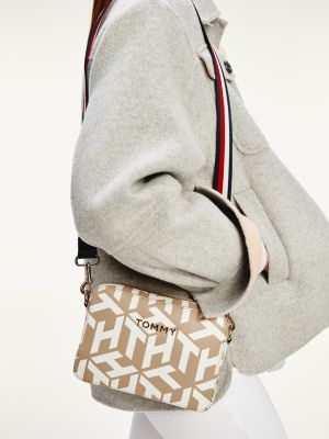 tommy hilfiger beige bag