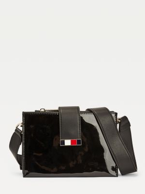 tommy hilfiger strap bag