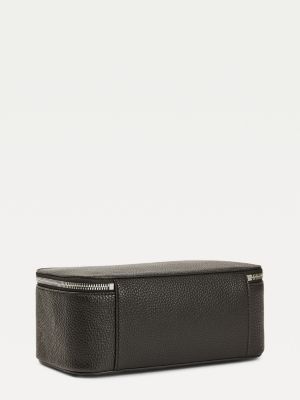 tommy hilfiger vanity bag
