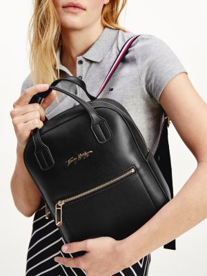 tommy hilfiger iconic backpack