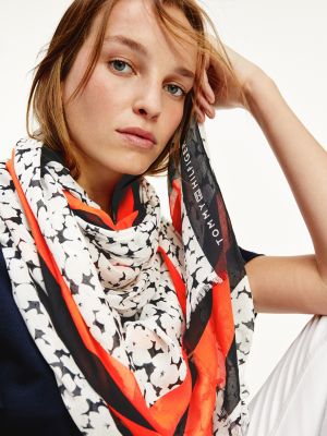 tommy hilfiger hat and scarf set womens