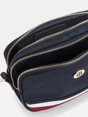 Sumka Kross Bodi Signature Iz Pererabotannogo Tekstilya Sinij Tommy Hilfiger