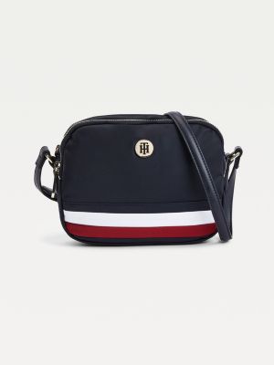 Sumka Kross Bodi Signature Iz Pererabotannogo Tekstilya Sinij Tommy Hilfiger