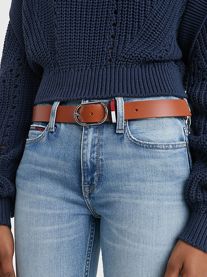 bruin leren riem met ovale gesp voor dames - tommy jeans