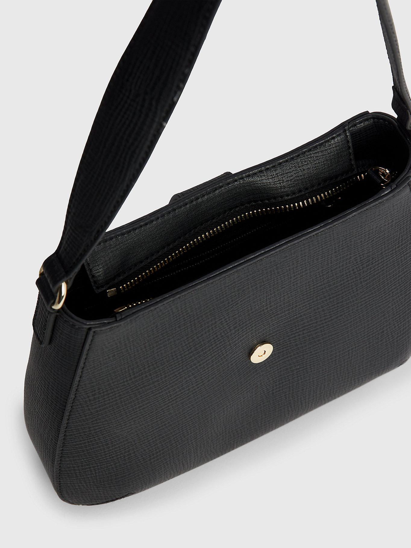 Textured Monogram Shoulder Bag | BLACK | Tommy Hilfiger