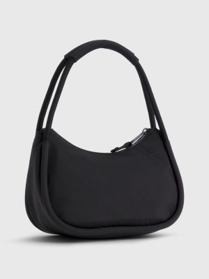 Badge Zip Closure Shoulder Bag BLACK Tommy Hilfiger