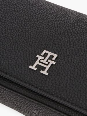 zwart crossbodytas met flap en th-embleem voor dames - tommy hilfiger