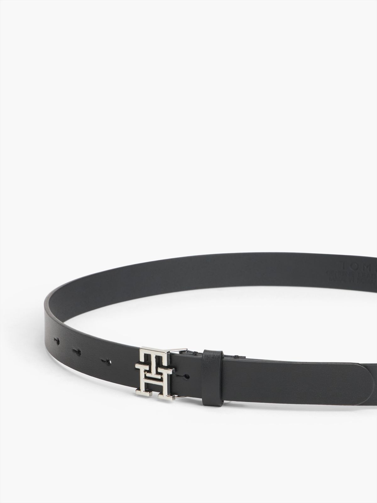 TH Emblem Plaque Leather Belt — Black