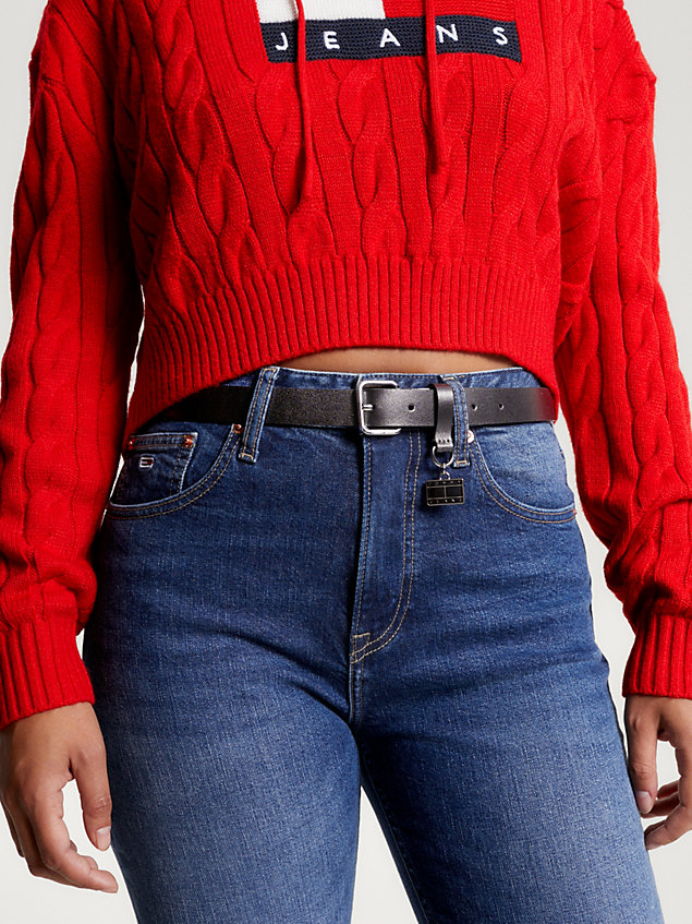 grey skórzany pasek z wiszącą plakietką dla kobiety - tommy jeans