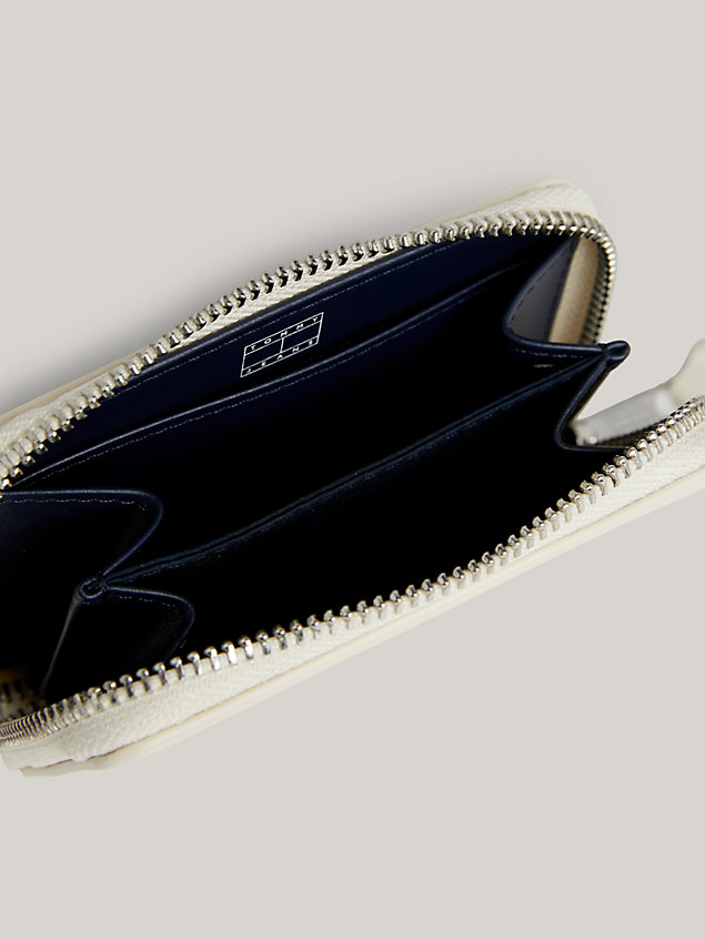 beige essential kleine reißverschluss-brieftasche für damen - tommy jeans