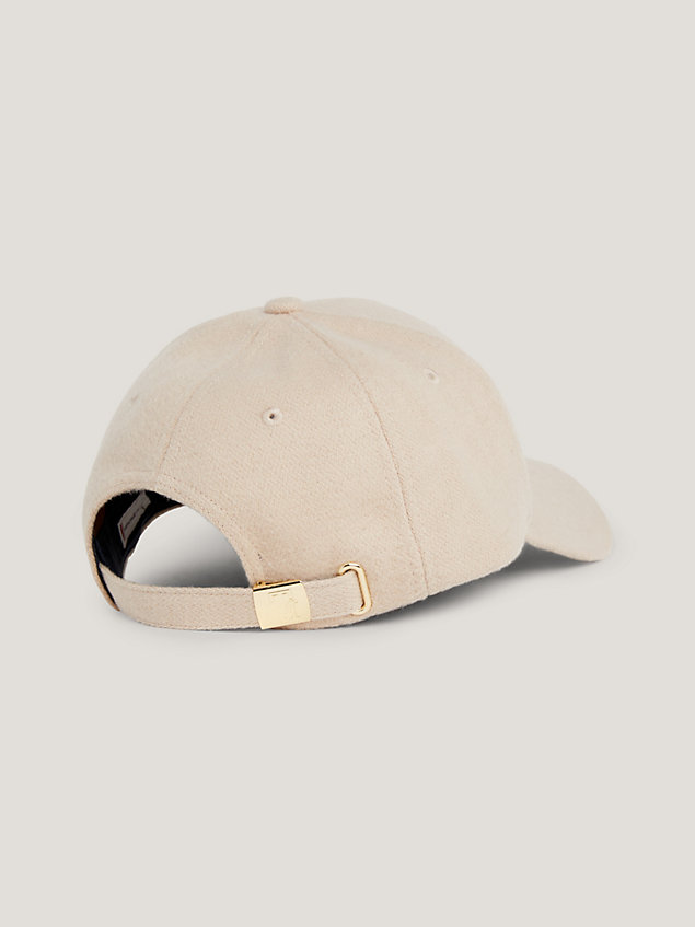 cappello da baseball chic con monogramma beige da donna tommy hilfiger