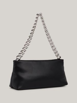 Bolso negro best sale pequeño con cadena