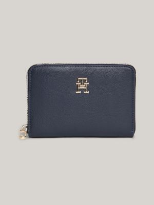 Small tommy discount hilfiger wallet