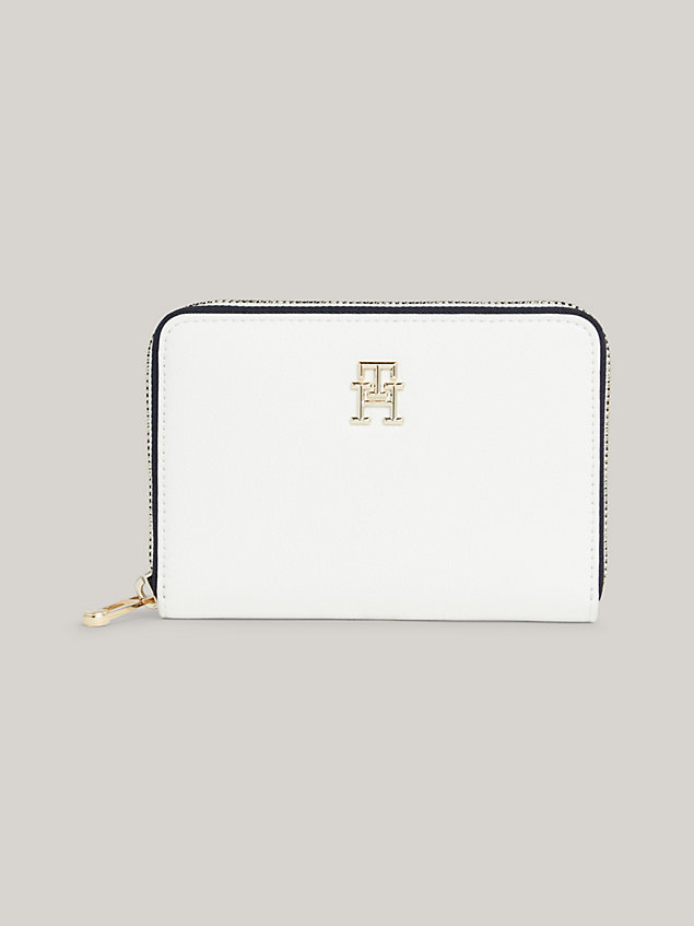 white essential signature small wallet for women tommy hilfiger