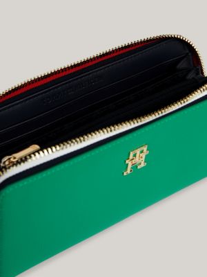 Tommy hilfiger best sale green wallet