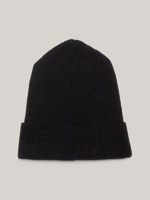 black gerippte beanie mit verlängerter flag für damen - tommy jeans