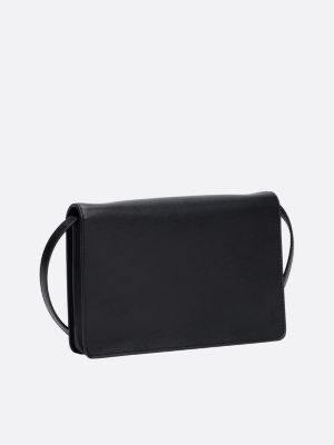 black magnetic flap travel wallet for women tommy hilfiger