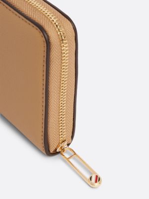 portefeuille th soft zippé beige pour femmes tommy hilfiger