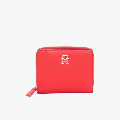 Product colour: red