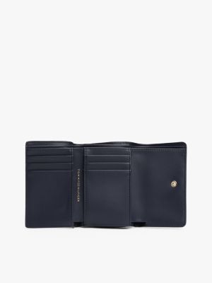 blau trifold-brieftasche mit metallic-logo für damen - tommy hilfiger