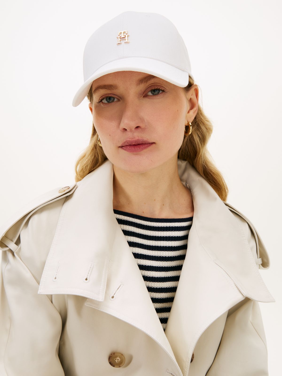 Chic TH Monogram Plaque Baseball Cap — White