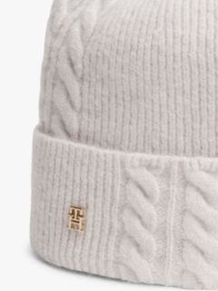 Chic Fluffy Beanie With Wool — White 3