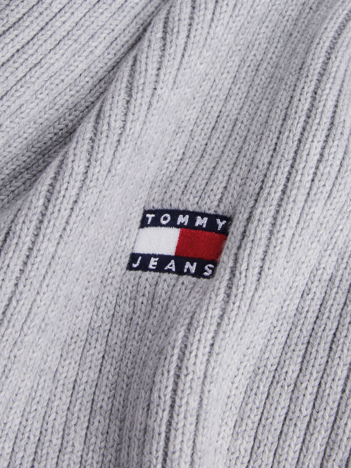 Heritage Rib-Knit Scarf — Grey