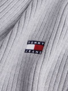 Heritage Rib-Knit Scarf — Grey 2