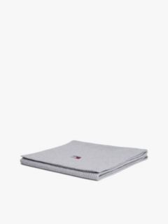 Heritage Rib-Knit Scarf — Grey 3