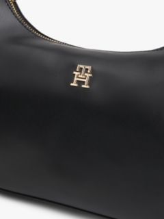Essential Crossbody Shoulder Bag — Black 3