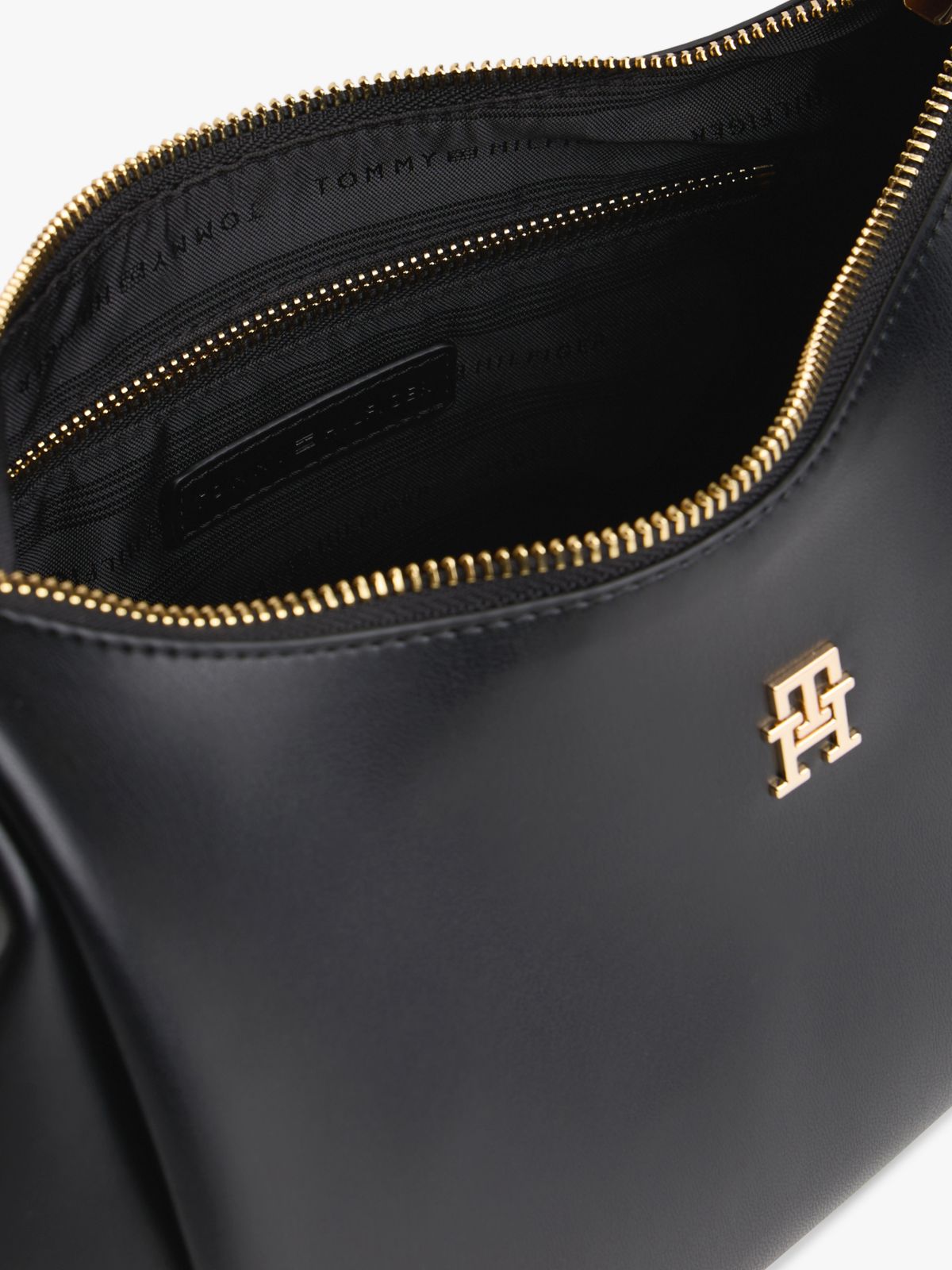 Essential Crossbody Shoulder Bag — Black