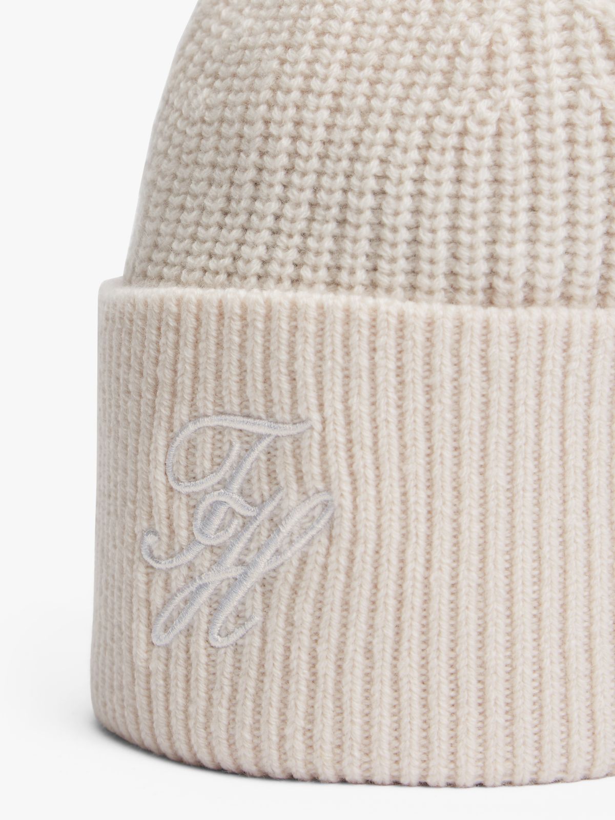 Cashmere Blend Logo Embroidery Beanie — Beige