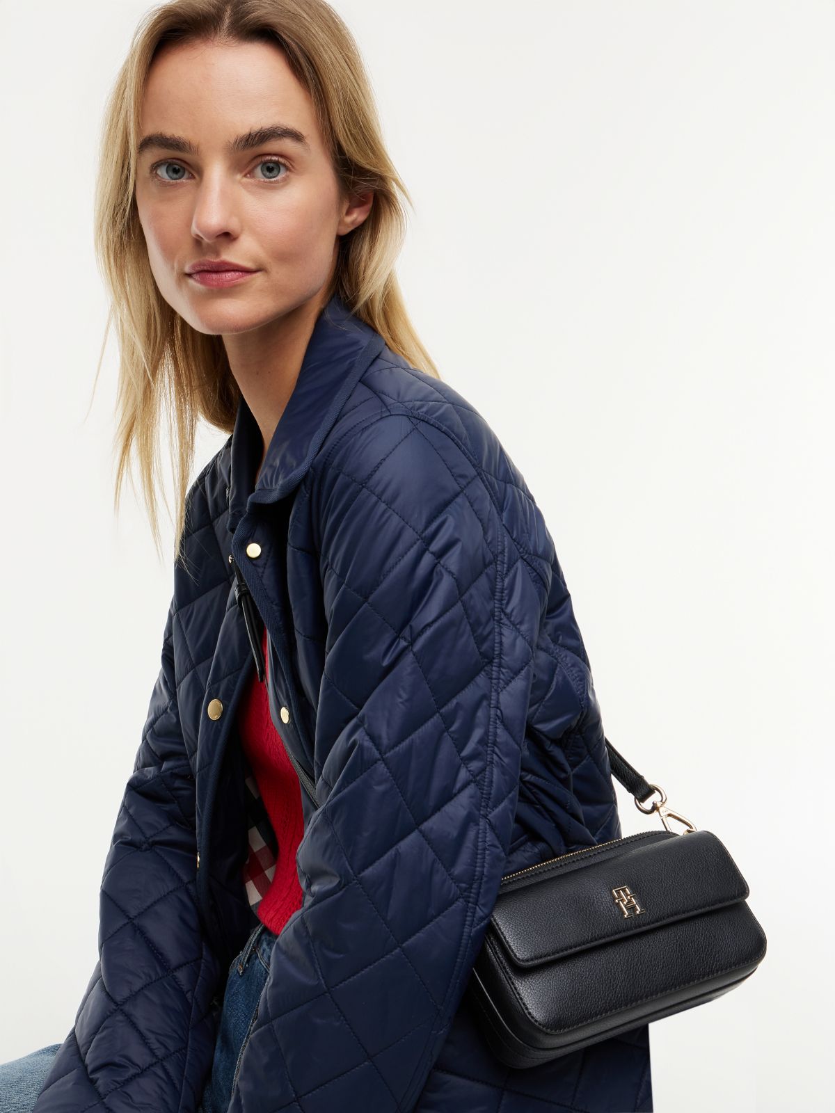 Hilfiger Icon Crossbody Camera Bag — Black