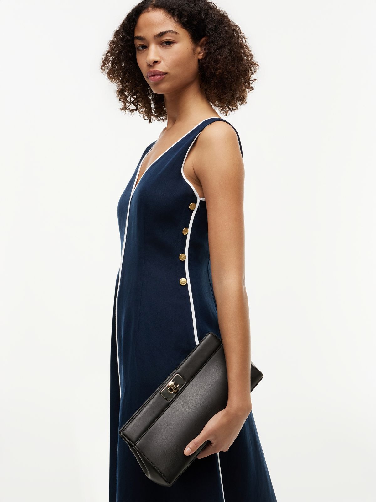 Modern Chain TH Monogram Clasp Clutch — Black
