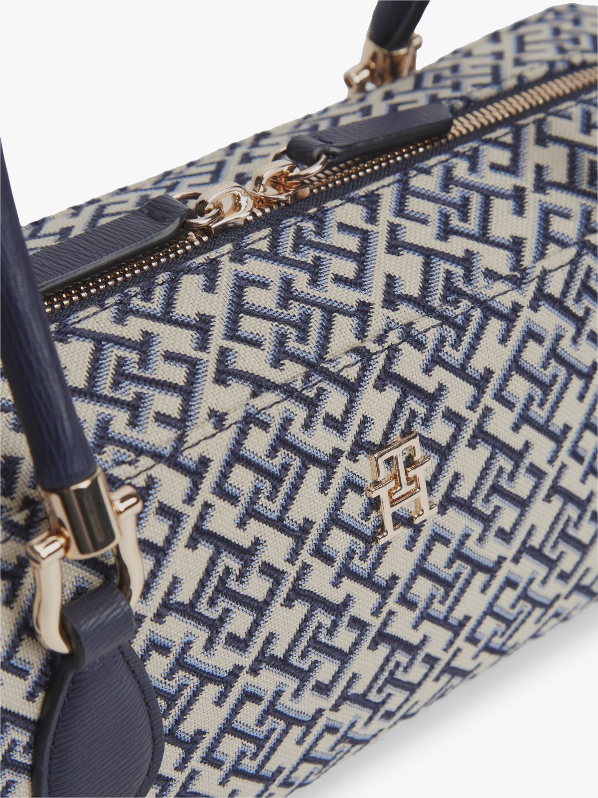 Textile Jacquard Rectangular Shoulder Bag — Multi
