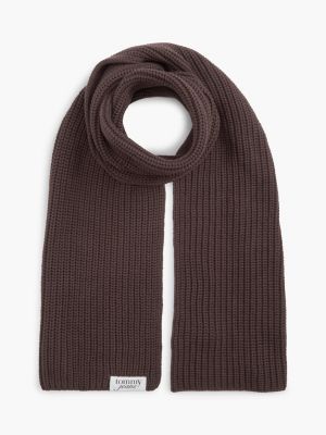 brown schal aus grobem rippstrick mit logo-label für damen - tommy jeans