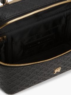 Hilfiger Icon Chain Strap Vanity Case — Black 4