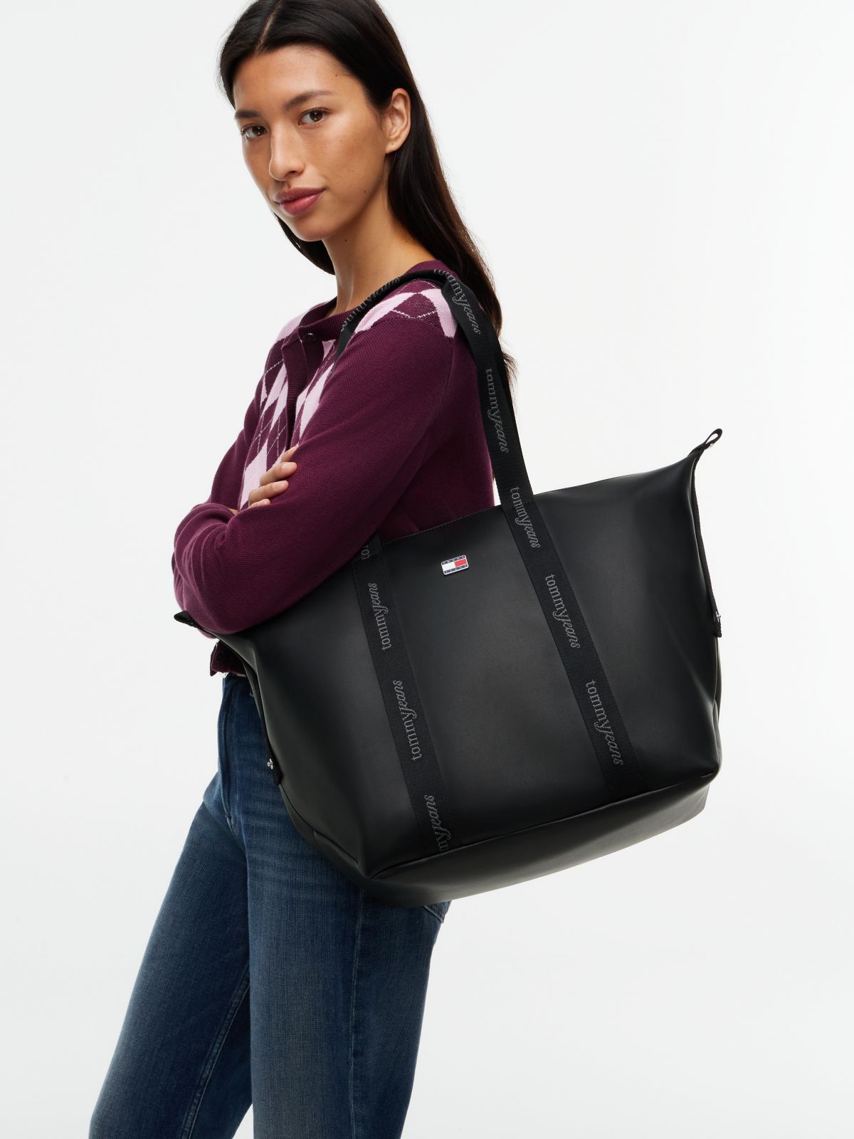 Essential Repeat Logo Tote Bag — Black